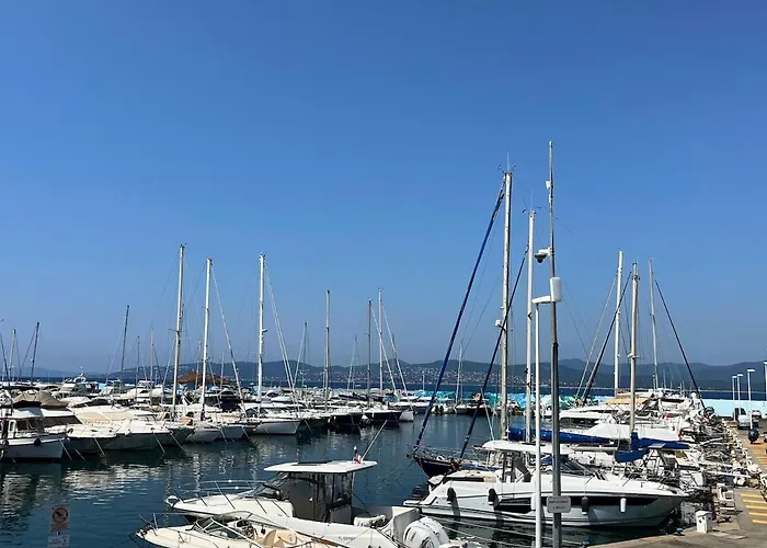 Duplex 6 Personnes A 2 Min De La Avec Parking Apartment